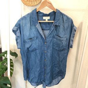 Cloth & Stone chambray hi-low blouse Size M